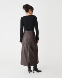 Forcast - Zahlia Square Neck Rib Knit