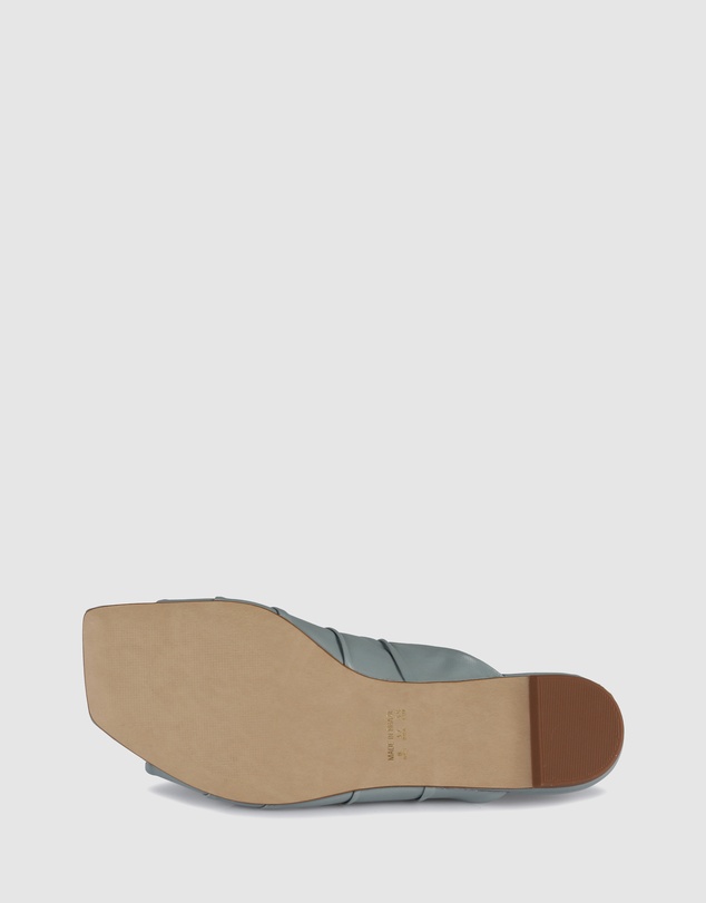 Sempre Di - Charlene Slides