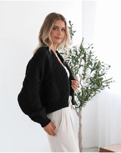 Esther & Co - Dorine Cardigan - Black