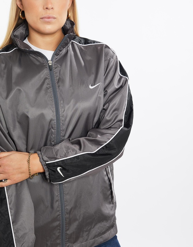Vintage by The Real Deal - Pre Loved - Vintage Nike Windbreaker Jacket