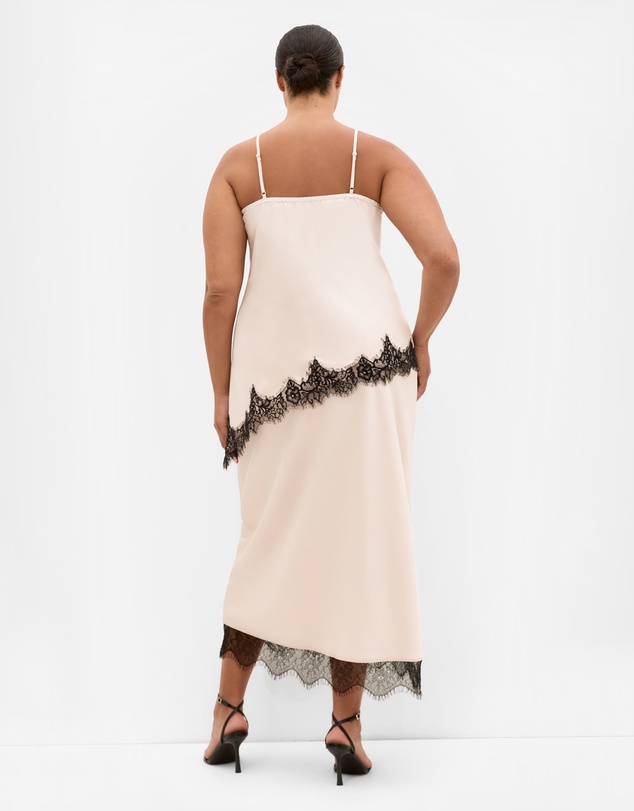 City Chic - Plus size Orielle Contrast Lace Hem Skirt - champagne
