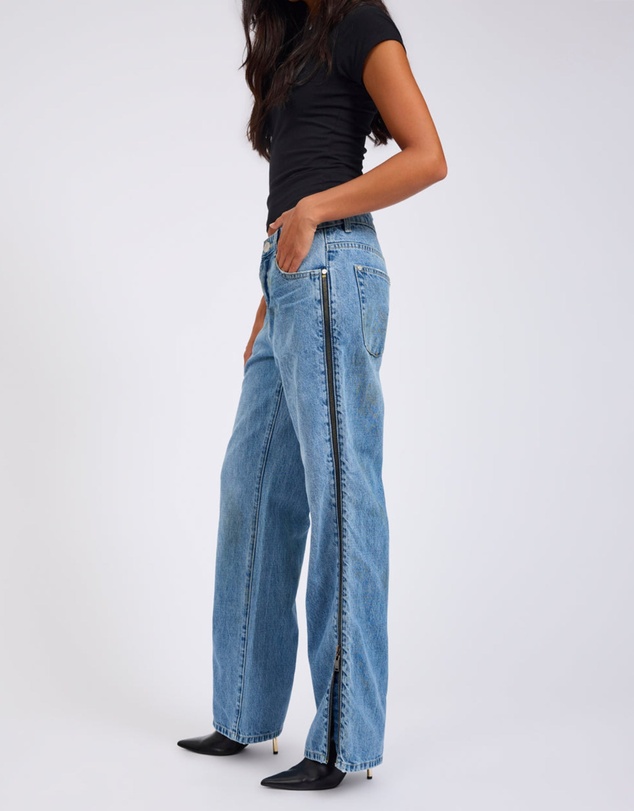 ONE TEASPOON - Low Riders Low Waist Wide Leg Zipped Denim Jeans - Pretty Blue
