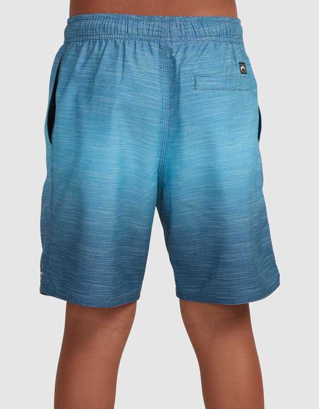 Billabong Kids - Boys 8 to 16 Sergio Layback 15