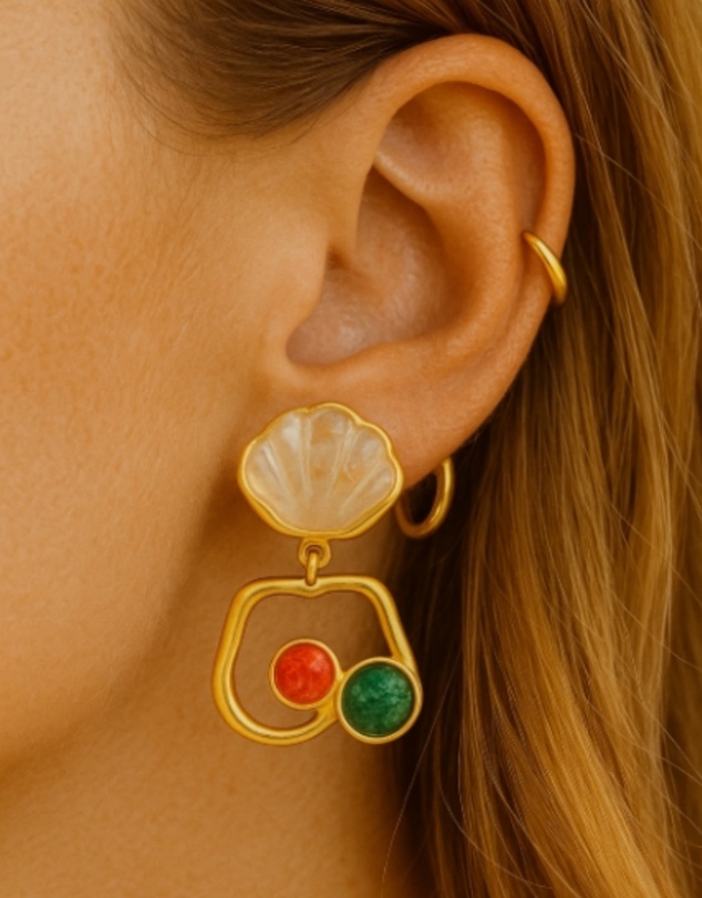 KAJA Clothing - Shell earrings