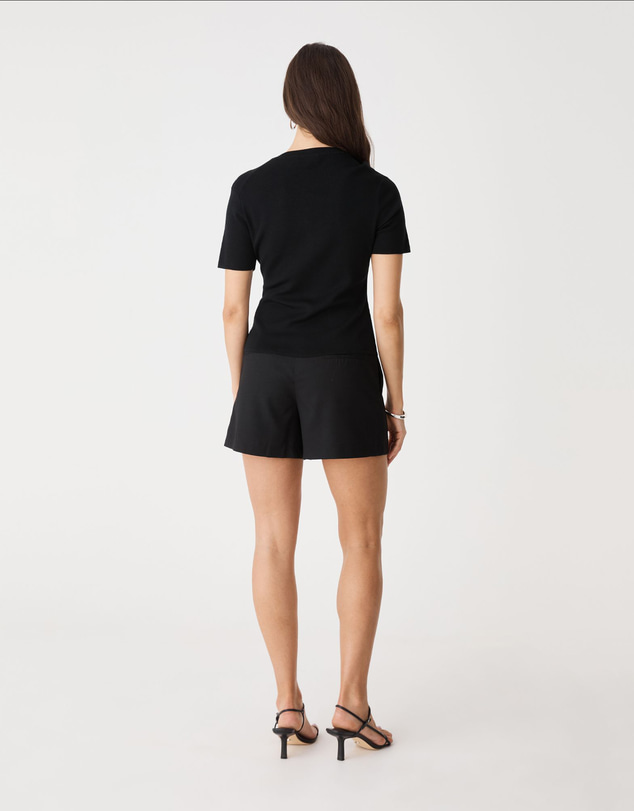 Forcast - Mel Short Sleeve Scallop Knit