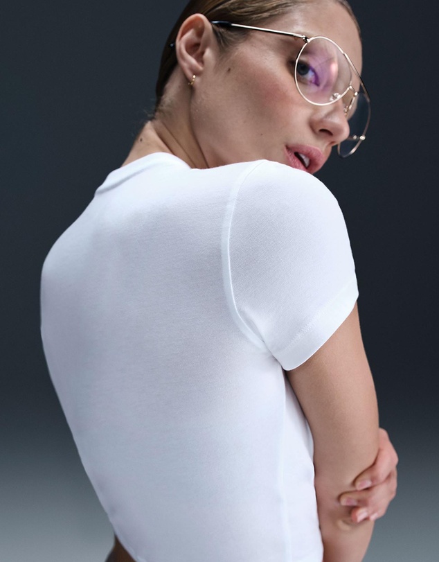 Nike - Sportswear Chill Knit Crop Top