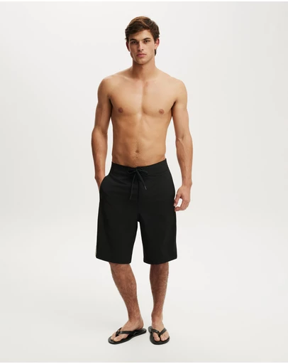 Cotton On - Super Baggy Boardshort