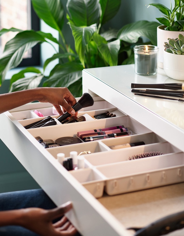 Joseph Joseph - Viva 12-piece Makeup Drawer Organiser Set (Shell)