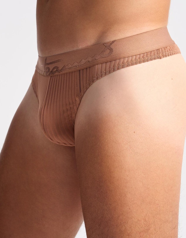 TEAMM8 - Casanova Thong