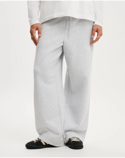 Cotton On - Super Baggy Track Pant