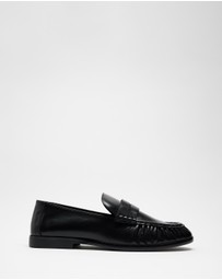 Assembly Label - Avenue Leather Loafers