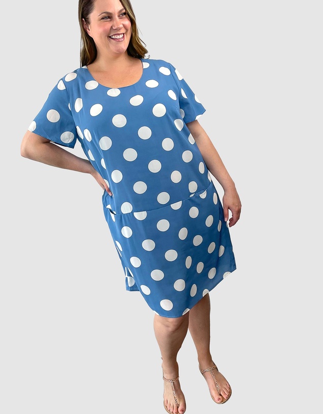 Love Your Wardrobe - Kelsey Spot Pocket Shift Dress