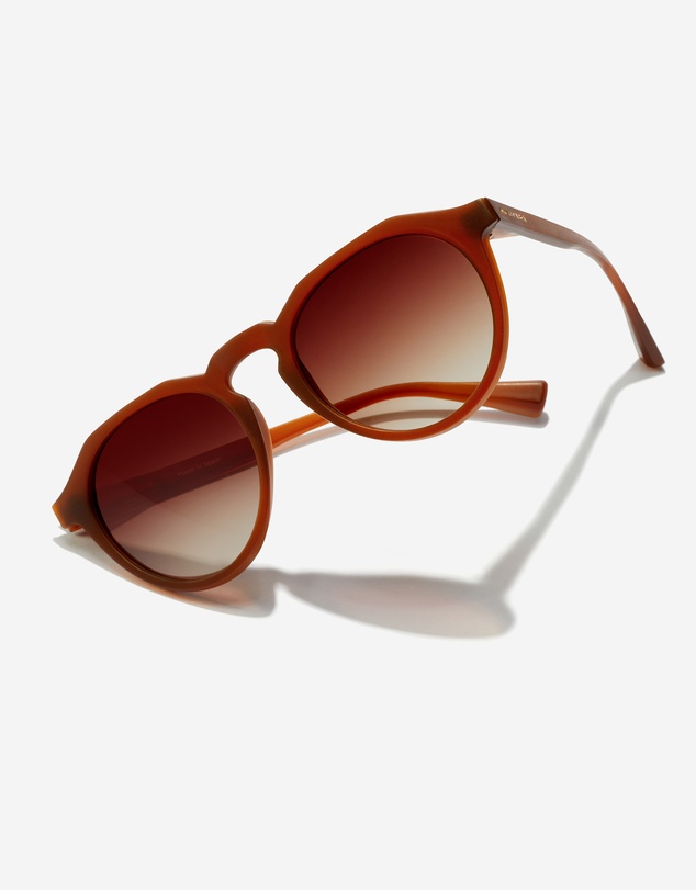 Hawkers Co - HAWKERS - Warwick Raw Caramel Terracotta Sunglasses for Men and Women UV400