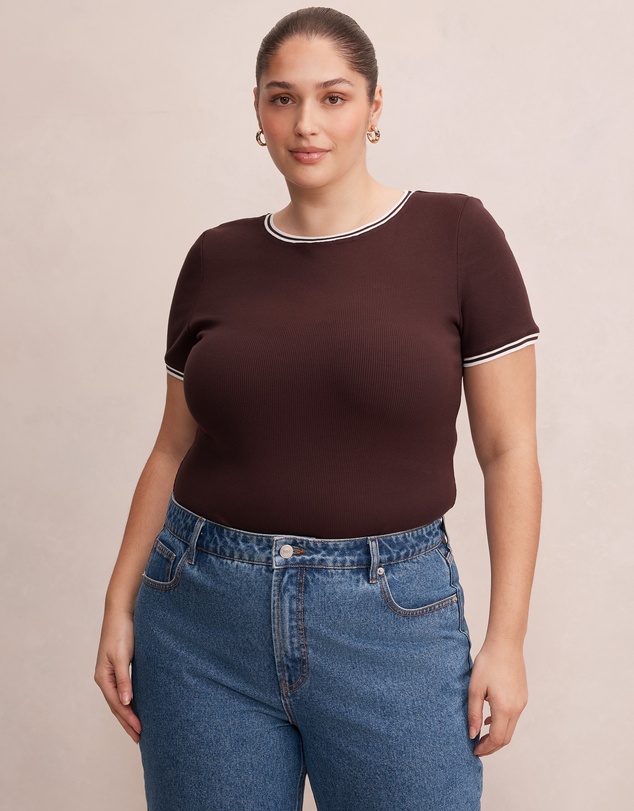Forever New Curve - Rosie Curve Tipped Trim Short Sleeves T-shirt