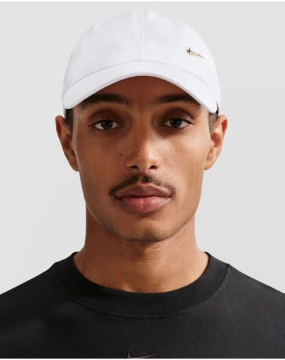 Nike - Nike Dri-FIT Club Unstructured Metal Swoosh Cap