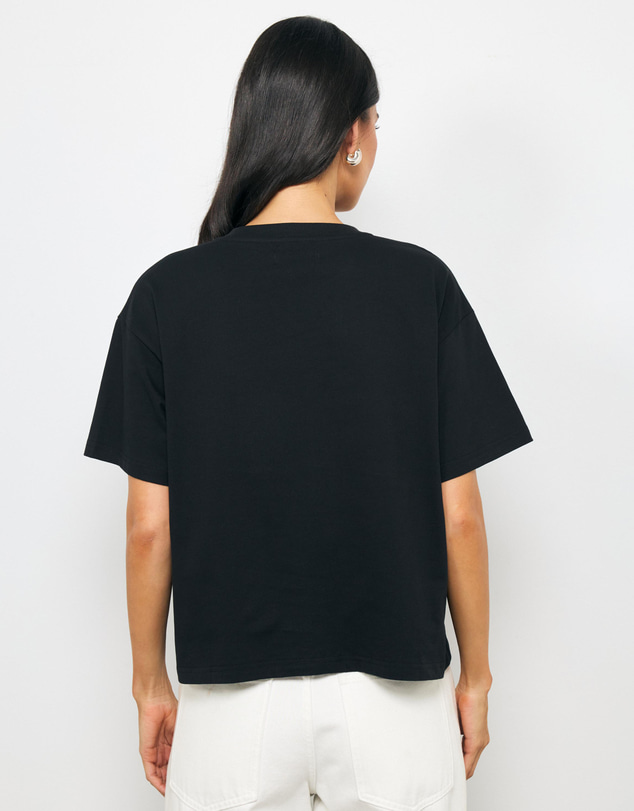AERE - Short Sleeve V Neck T-Shirt