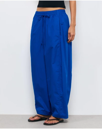 AERE - Organic Cotton Barrel Leg Pants