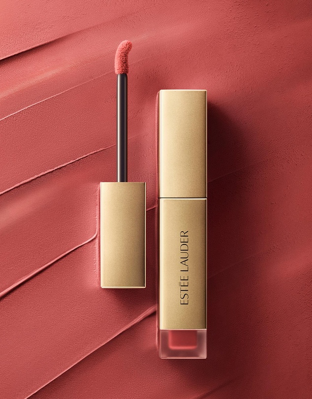 Estee Lauder - Pure Color Whisper Matte Liquid Lip