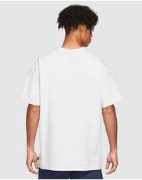 Nike - Sportswear Premium Essentials T-Shirt