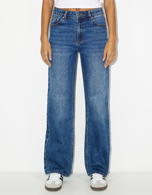 Dazie - On Point Straight Leg Jeans