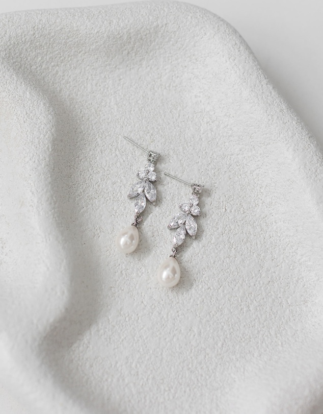 The White Collection - Holly - Art Deco Silver Pearl Bridal Earrings