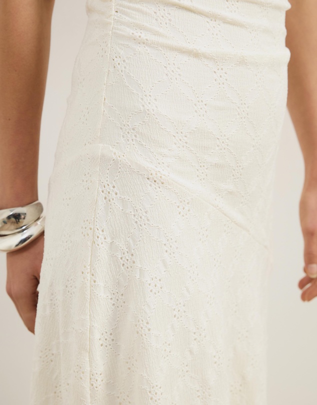 Atmos&Here - Bridget Stretch Geo Lace Midi Dress