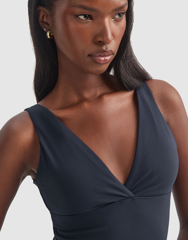 TALA - Dayflex V Neck Tank
