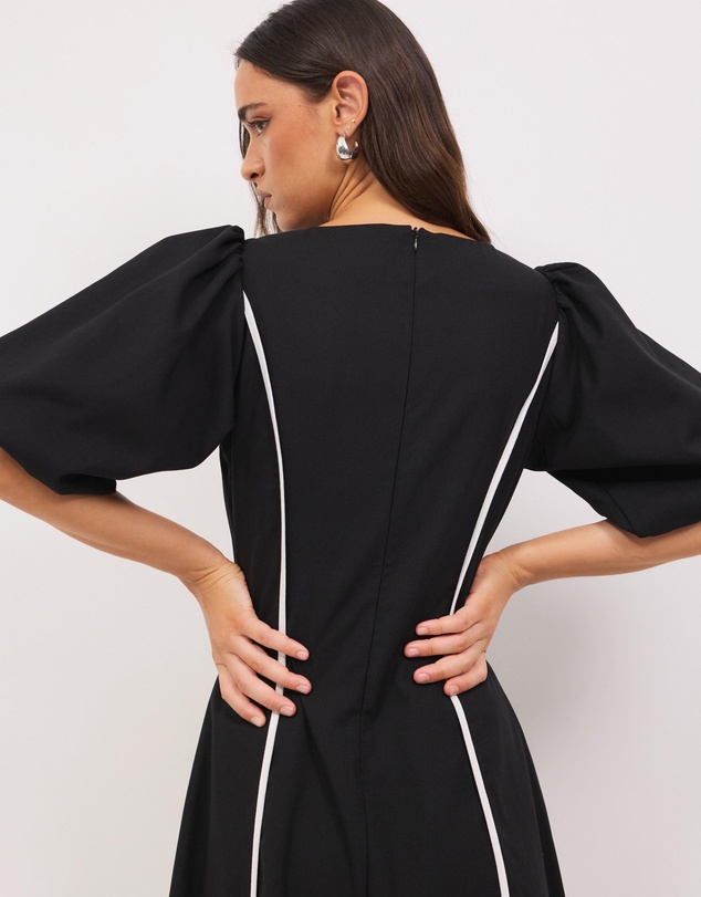 Calli - Oliviah Midi Dress