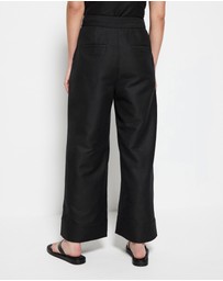 Commonry - Amy Pant