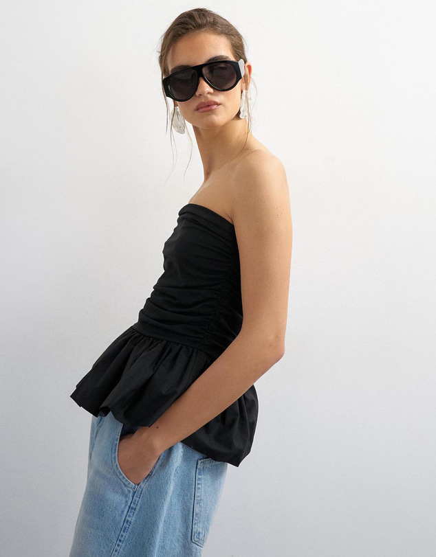 TOPSHOP - Camilla Peplum Bandeau Top Jrs