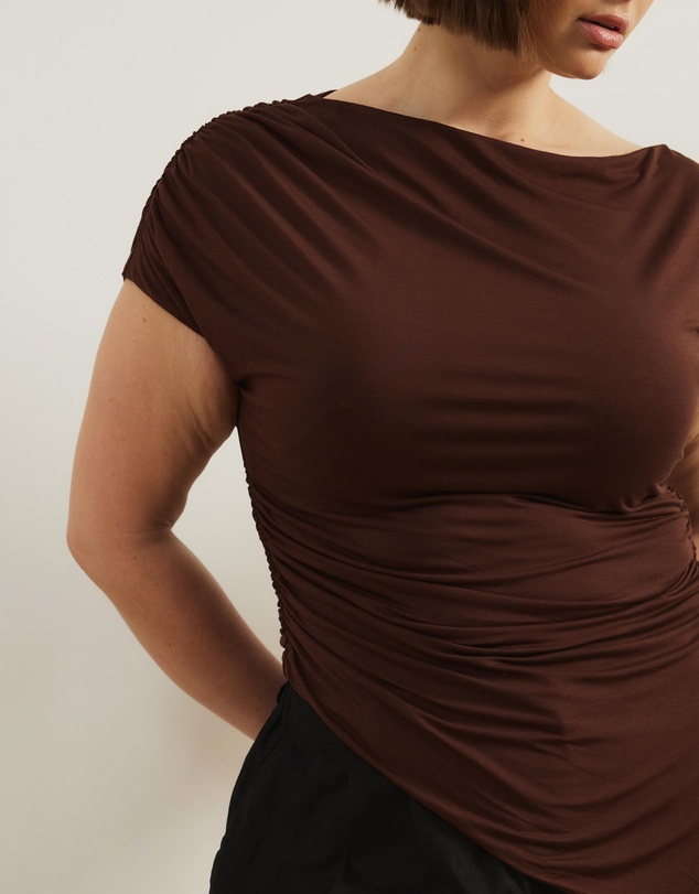 Atmos&Here Curvy - Lila Gathered Shoulder Bamboo Top