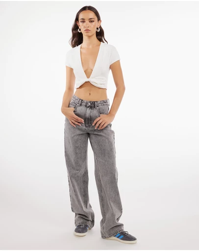 Dazie - Turnaround Twist Crop Top