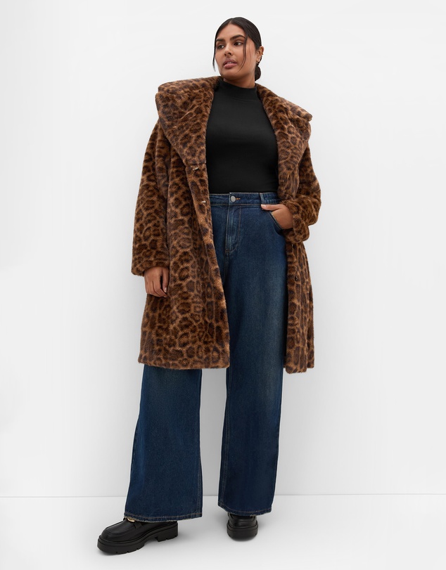 City Chic - Plus size Remi Leopard Faux Fur Coat - chocolate