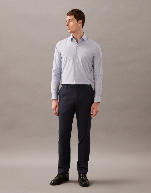 Calvin Klein - Poplin Stretch Dress Shirt