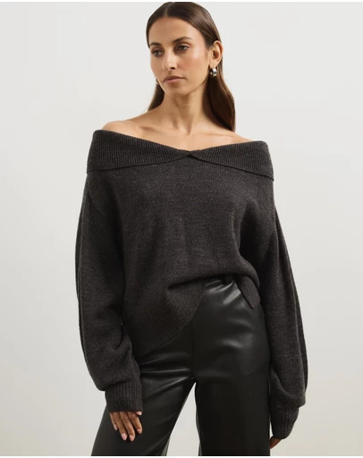 Atmos&Here - Kalli V-Neck Knit Jumper
