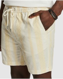 yd. - Sanders Stripe Short