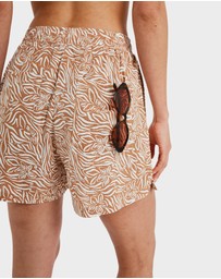 Roxy - Womens Lekeitio Bay Printed Elastic Waist Shorts