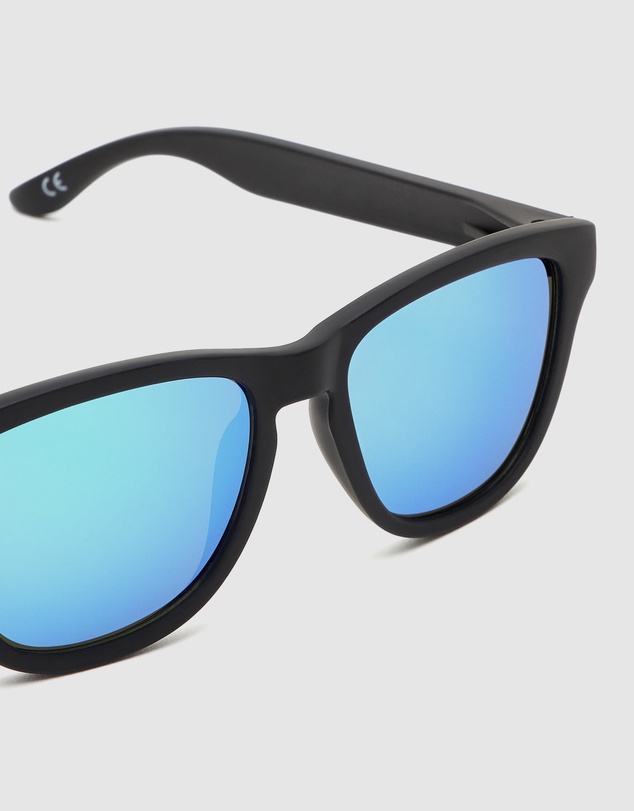 Hawkers Co - HAWKERS - Carbon Black Sky ONE KIDS Sunglasses for Men and Women UV400