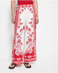 Commonry - Nadia Pant