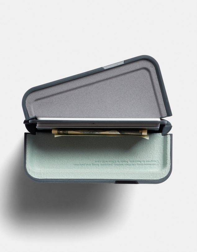 Bellroy - Flip Case (Second Edition)