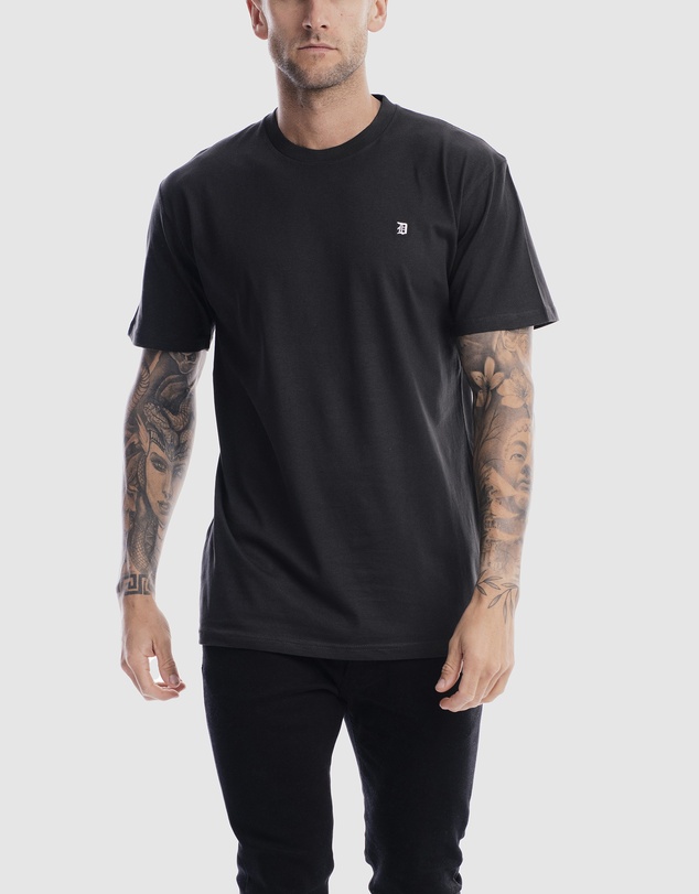 DVNT - Classic Embroidery Tee