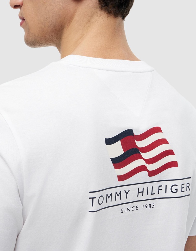 Tommy Hilfiger - Wavy Flag Back Graphic Jersey T-Shirt