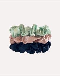 SILK MAGNOLIA - Pure Silk Scrunchie