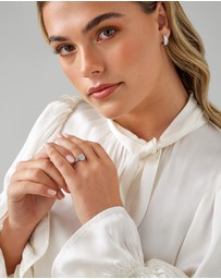 Michael Hill - 0.30 Carat TW Cushion Cluster Halo Diamond Ring in 10kt White Gold