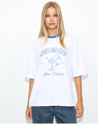Dazie - Apres Ski Club Oversized Graphic Tee