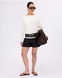 Minima Esenciales - Tia Bat Wing Long Sleeve Top