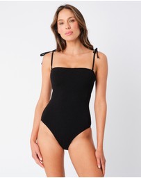UNE PIECE - Crinkle Cut Strapless One Piece Swimsuit