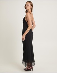 Alice In The Eve - Blair Lace Tie Back Maxi Dress