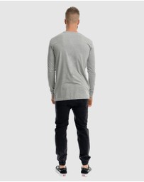 DVNT - Drop Mono Embroidery Long Sleeve Tee