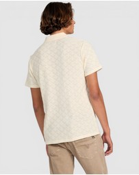 GUESS - Logan Knitted Short Sleeve Polo Shirt